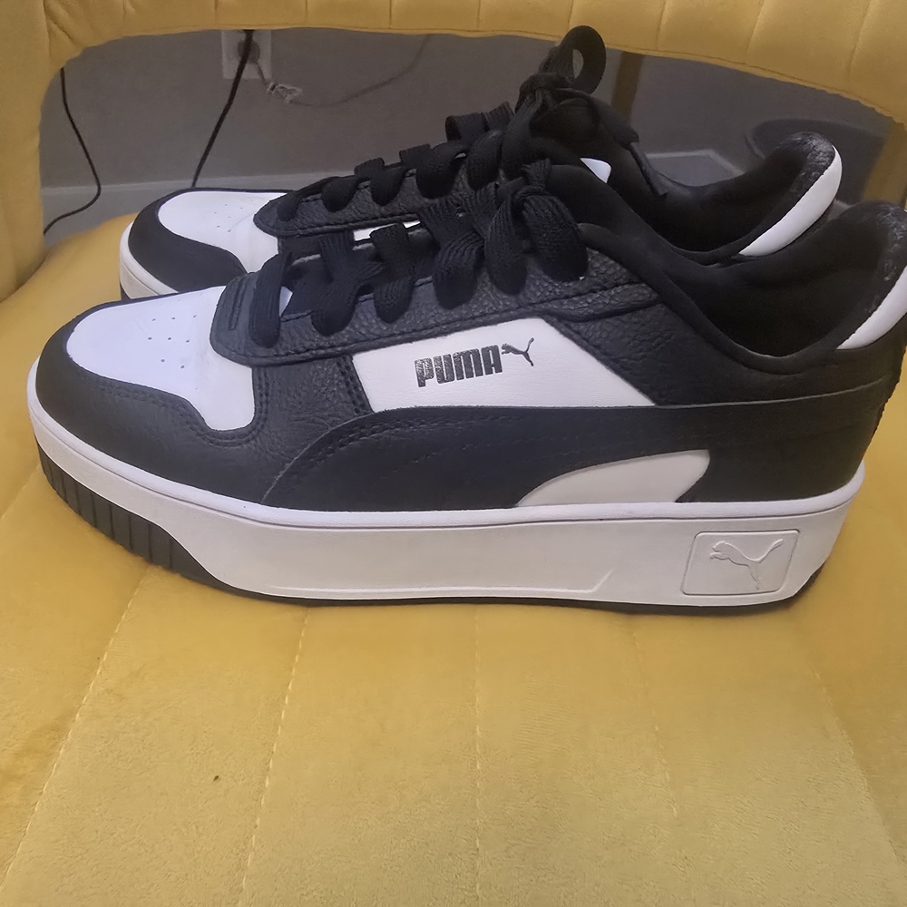 Puma Women's Black and White Athletic Sneakers.